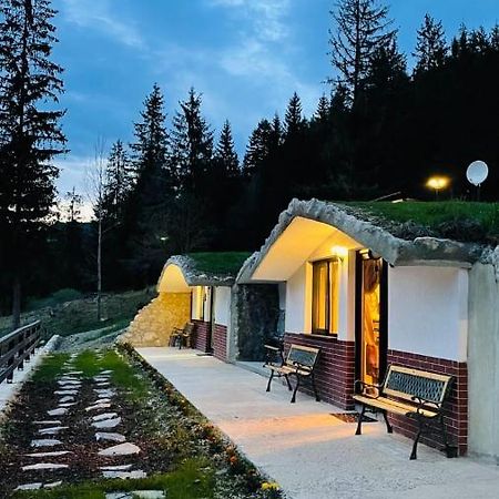 לאקו רוסו Resort Valea Tatarilor מראה חיצוני תמונה