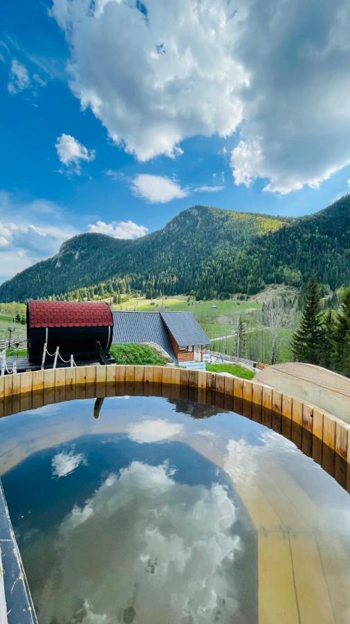 לאקו רוסו Resort Valea Tatarilor מראה חיצוני תמונה